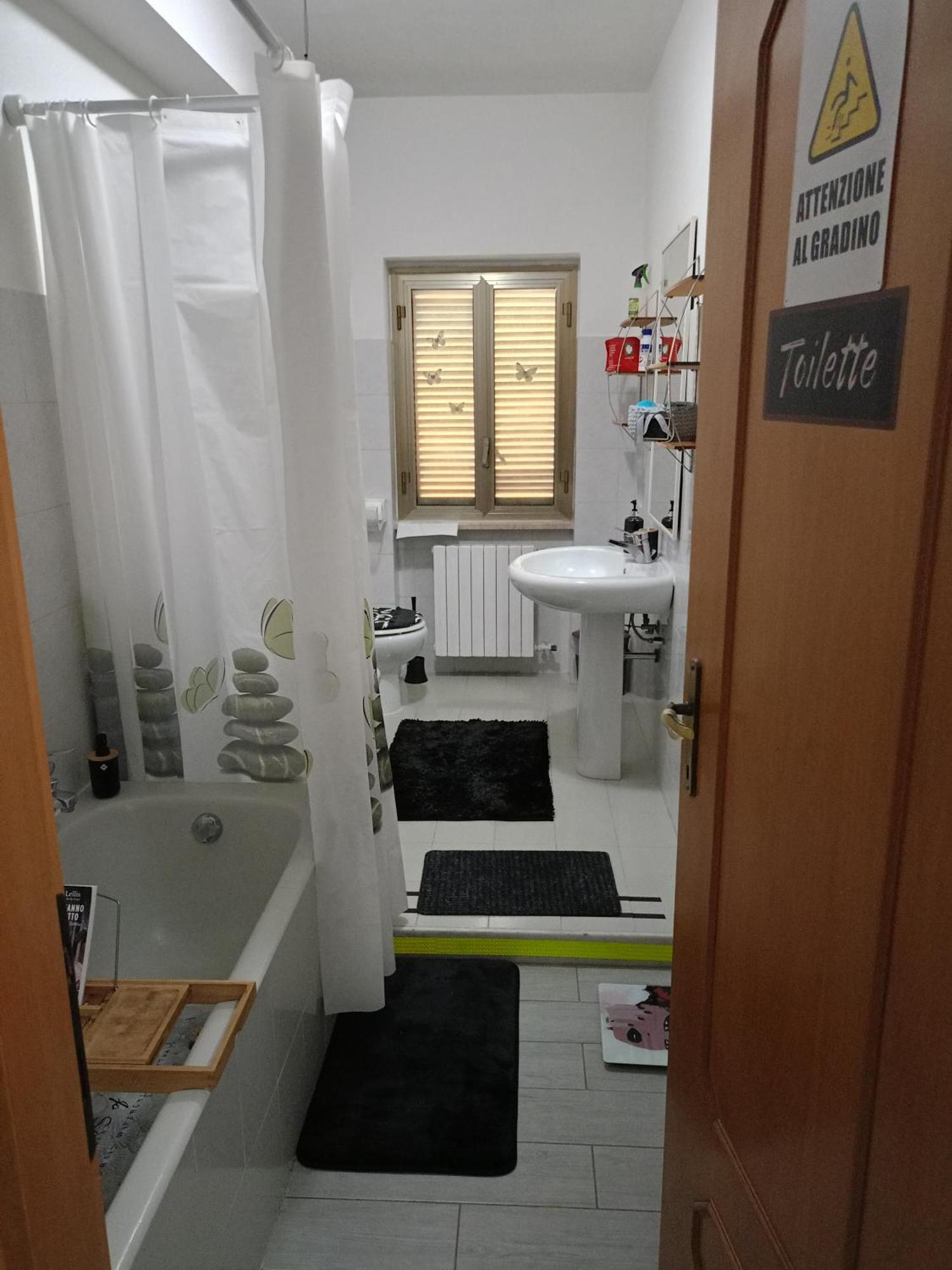 Alexia B&B Pesche Экстерьер фото
